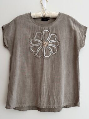 GOA Short Sleeve T-Shirt Linen Cotton Neutral Floral Applique Sequin Travel Chic